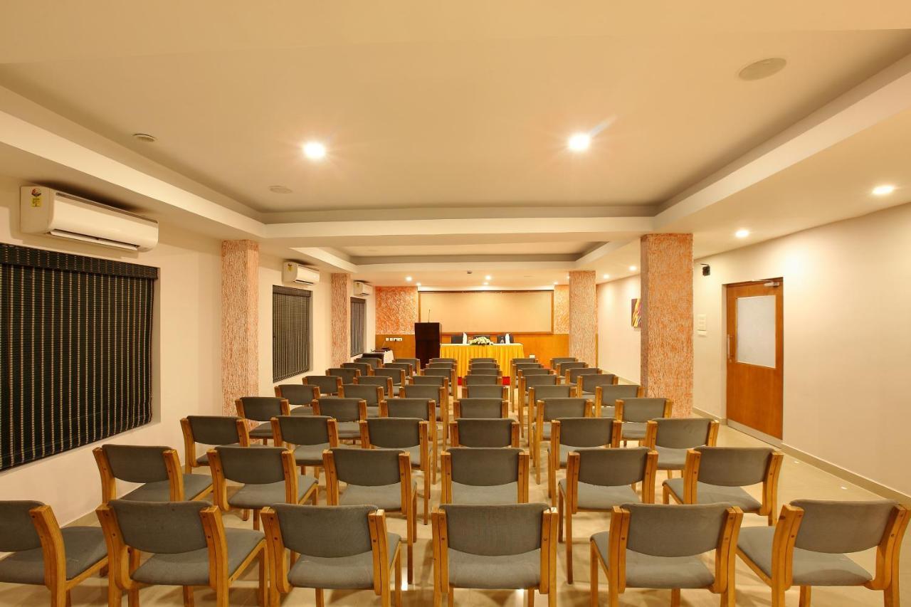 Park Residency Hotel Kozhikode Ngoại thất bức ảnh